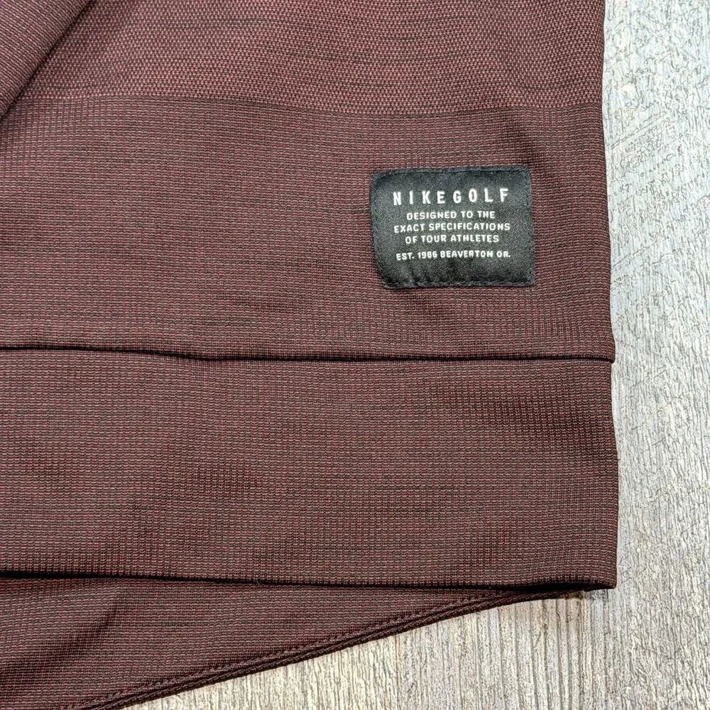 Nike Golf Dri-FIT Crewneck Pullover Men's L Burgundy Long Sleeve Performance Top